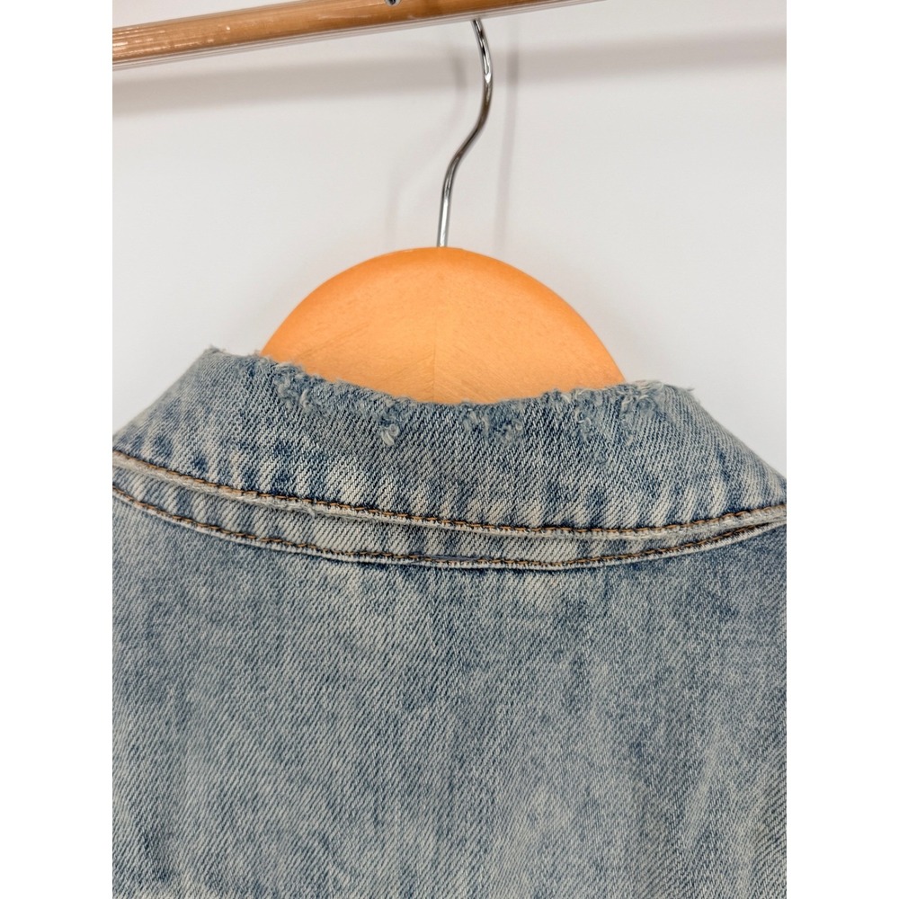 Free People Distressed Denim Jacket Light Wash Blue Womens Size Small - Picture 10 of 13